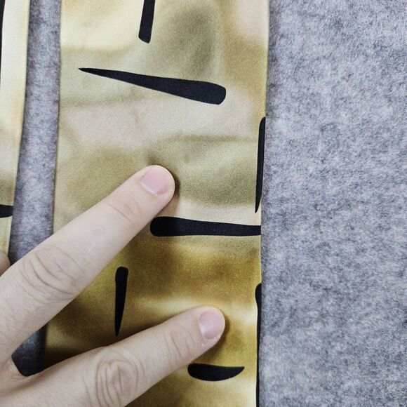Jerry J. Garcia Necktie Gold /w Black Streaks 4"x62" 100% Silk VERY FAINT SPOTS - Picture 3 of 12